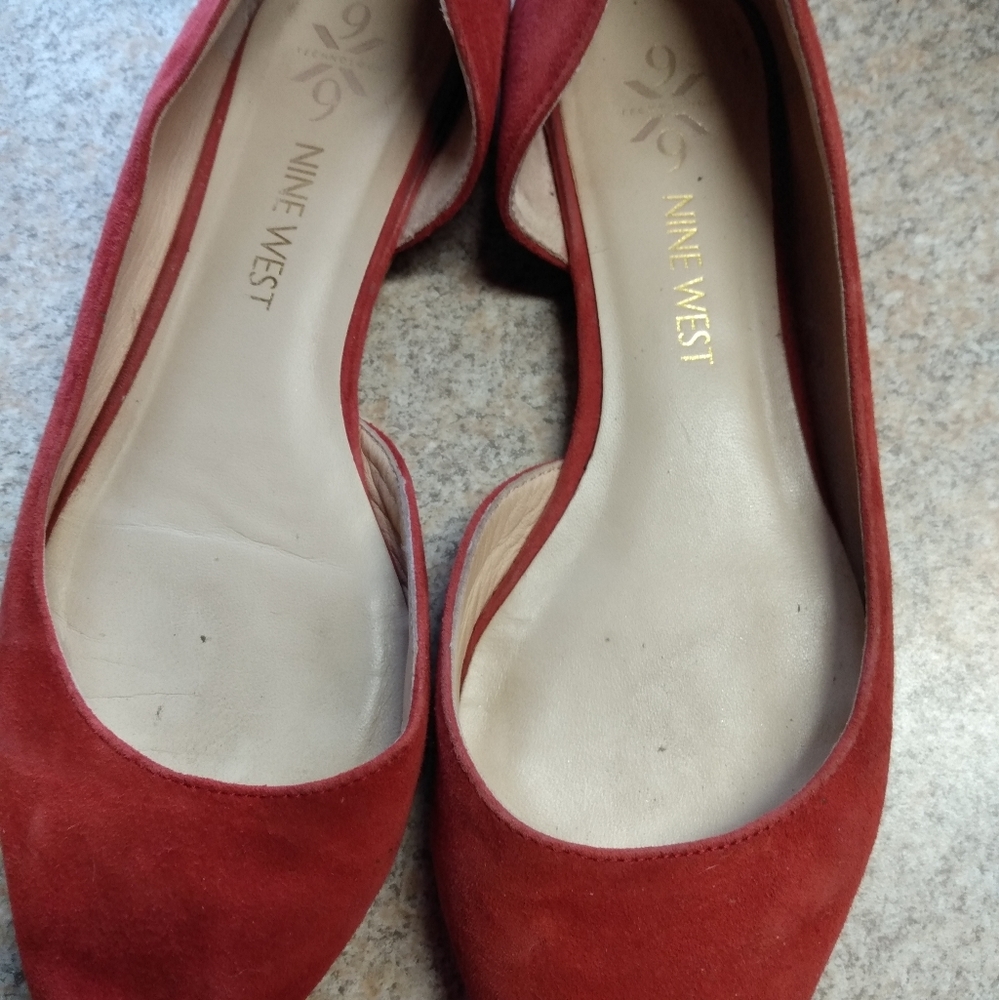 Nine West Women's Spruce Suede, Red